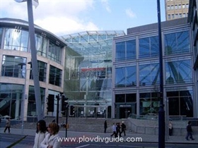  Най-големият мол в България ще е в Пловдив.