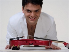 Васко Василев свири с “Чамбао” в панаира